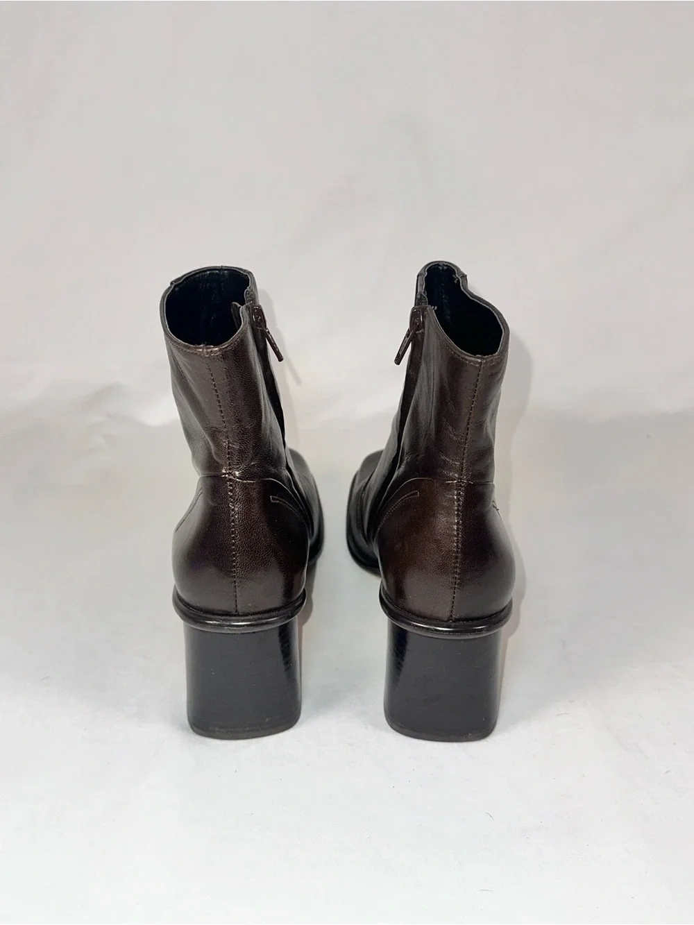 Etienne Aigner Swatter Truffle Brown Leather Ankle Boots Size 7.5 Square Toe